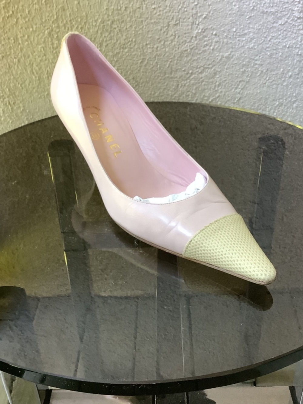 CHANEL Rare Pink Kitten Heel Pumps Size 7.5 - 8